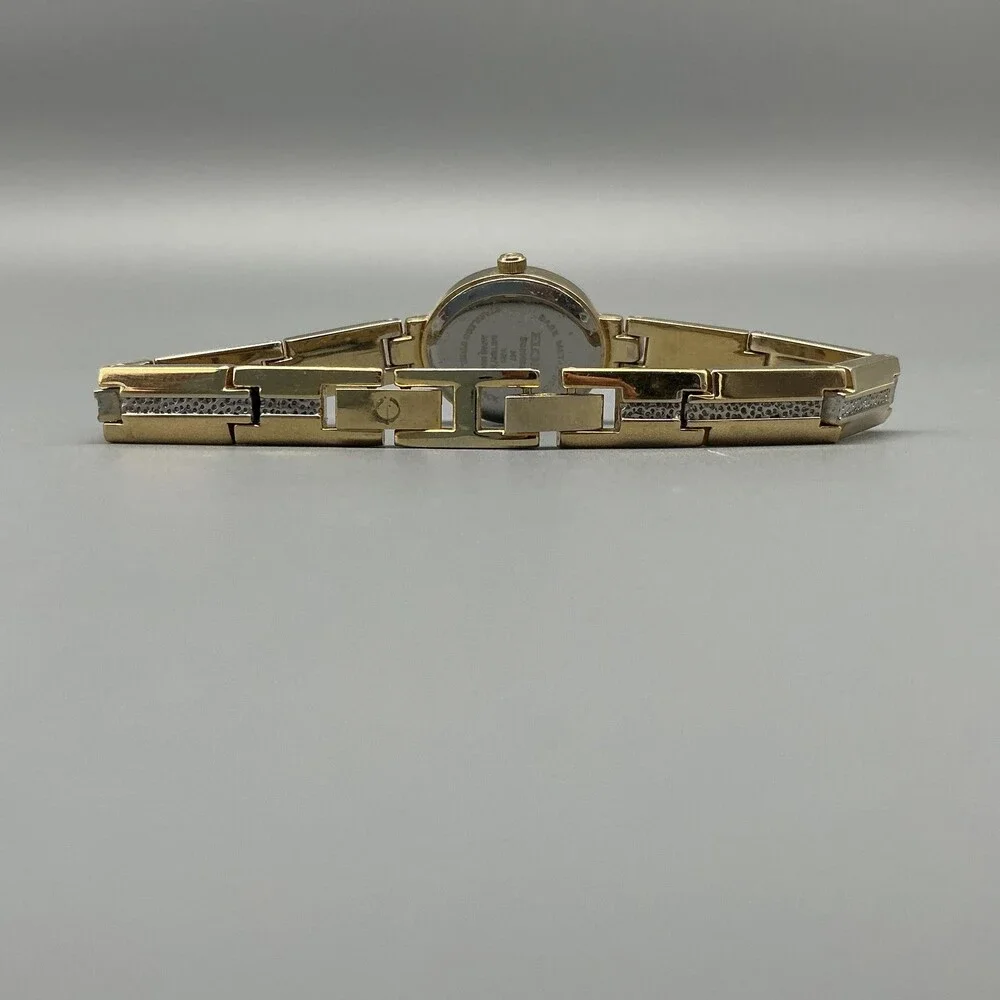 Elgin Womens Watch 19mm Oval Dial Gold Tone Crystals New Battery 7.5